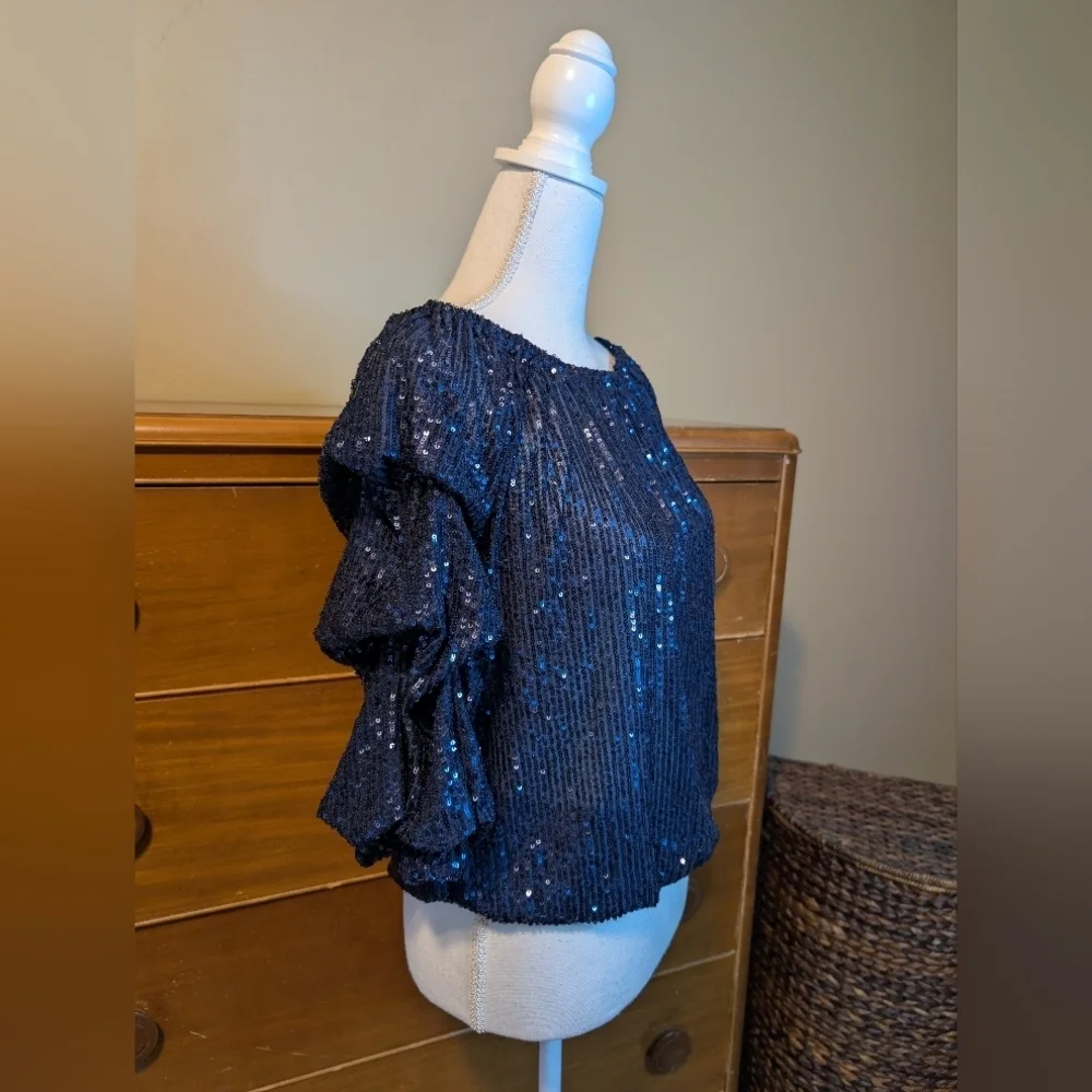 CeCe Sequined Blouse Women's Small Navy  Blouson Tiered Sleeve NWT - Picture 6 of 15